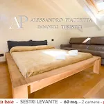 Attico Vista Baie * セストリ・レヴァンテ